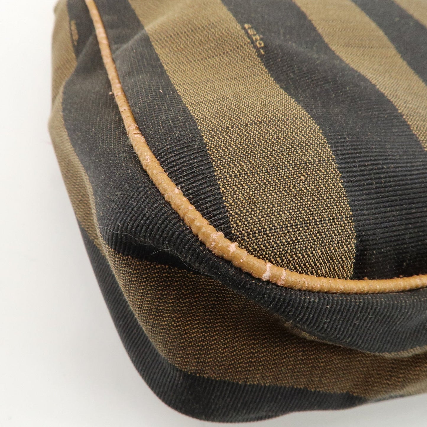 FENDI Pequin Canvas Leather Shoulder Bag Brown Black  d