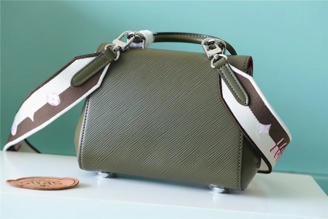 Top Quality Cluny Mini Epi Green For Women,  Shoulder And Crossbody Bags 20cm/7.9in Top Quality 