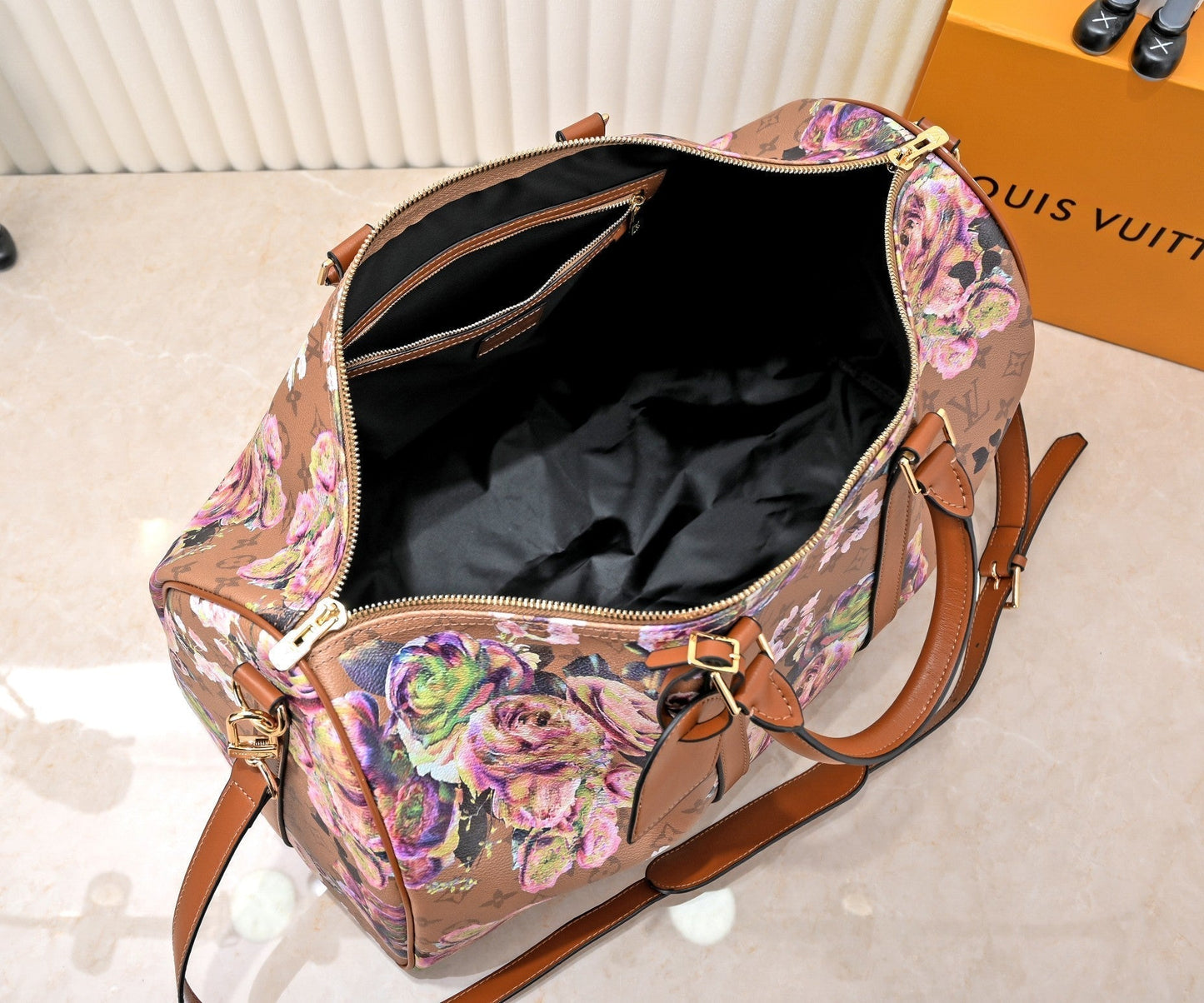 EN - New 1:1 rep Bag LUV 654