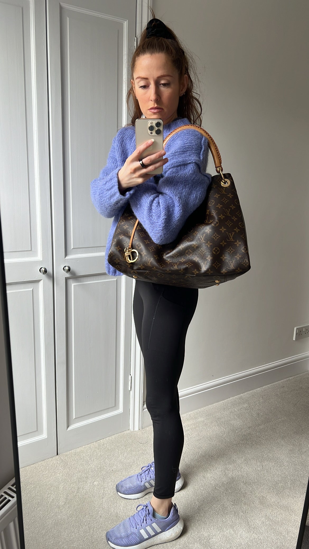 Louis Vuitton Artsy MM Monogram