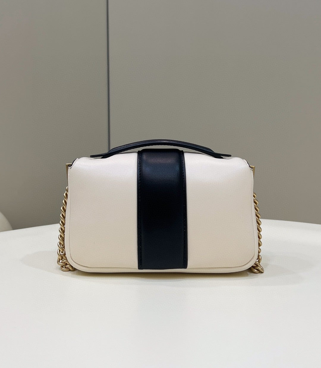 Top QualityTop Quality Baguette Chain Black and White Bag For Woman 19cm/7.5in