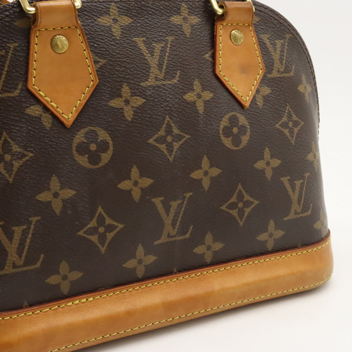 Louis Vuitton Monogram Alma BB M53152