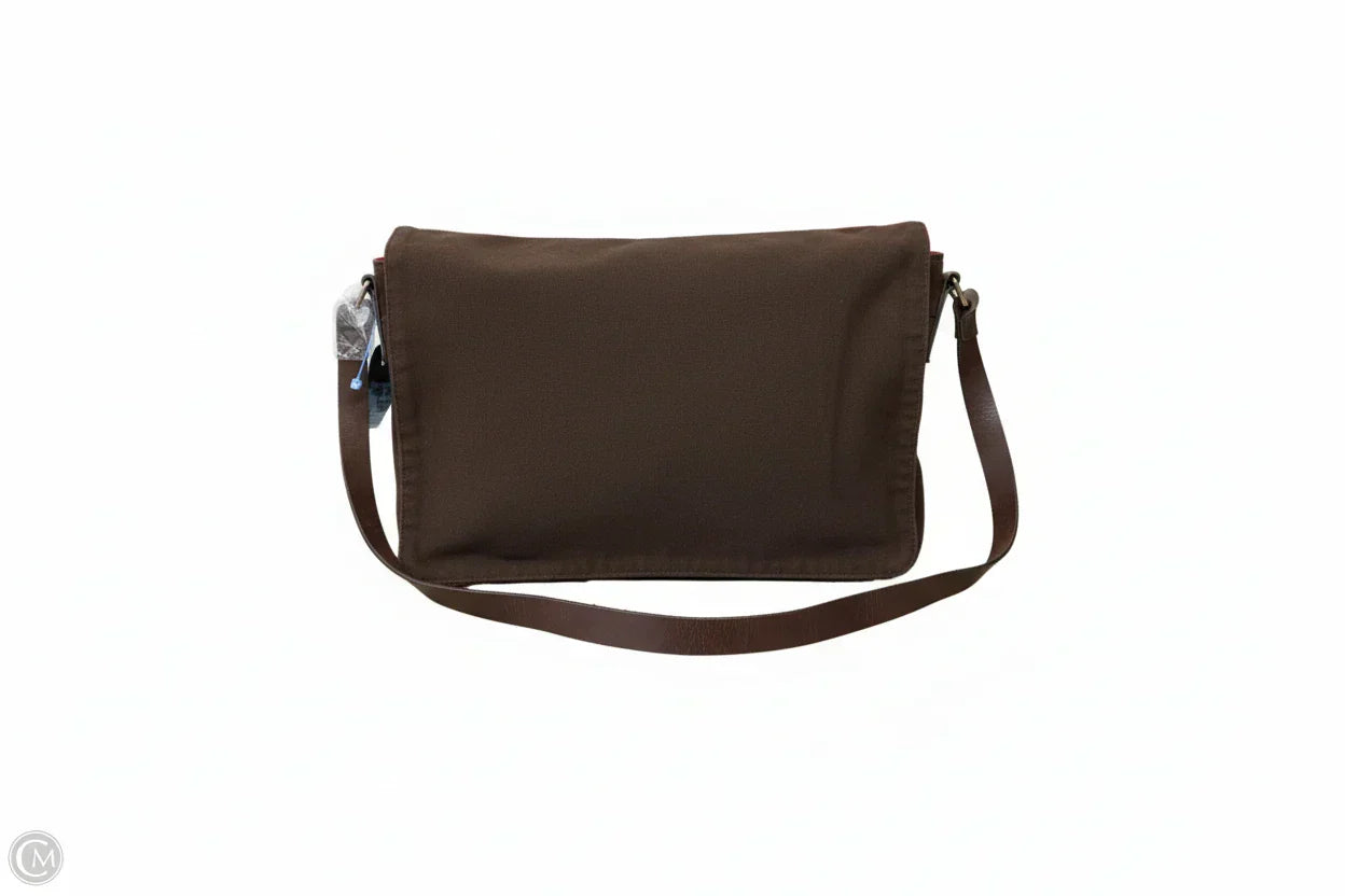 Crossbody Luxury Designer By Fendi, Size: Medium