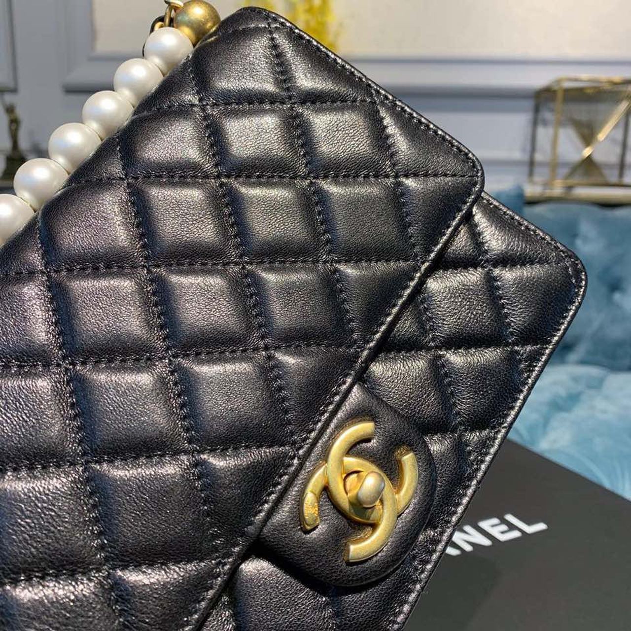 CHLShort Pearl Handle Bag Gold Toned Hardware Black For Women, Women’s Handbags, Shoulder And Crossbody Bags 8in/21cm AS0585