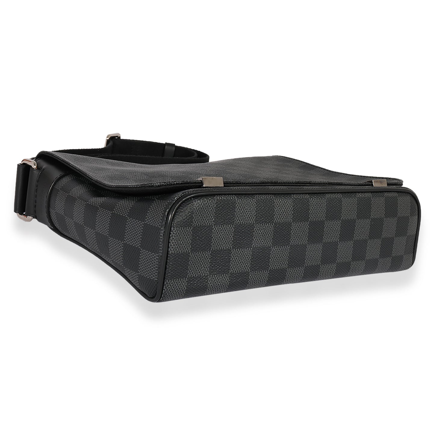 Louis Vuitton  Damier Graphite Canvas District NM