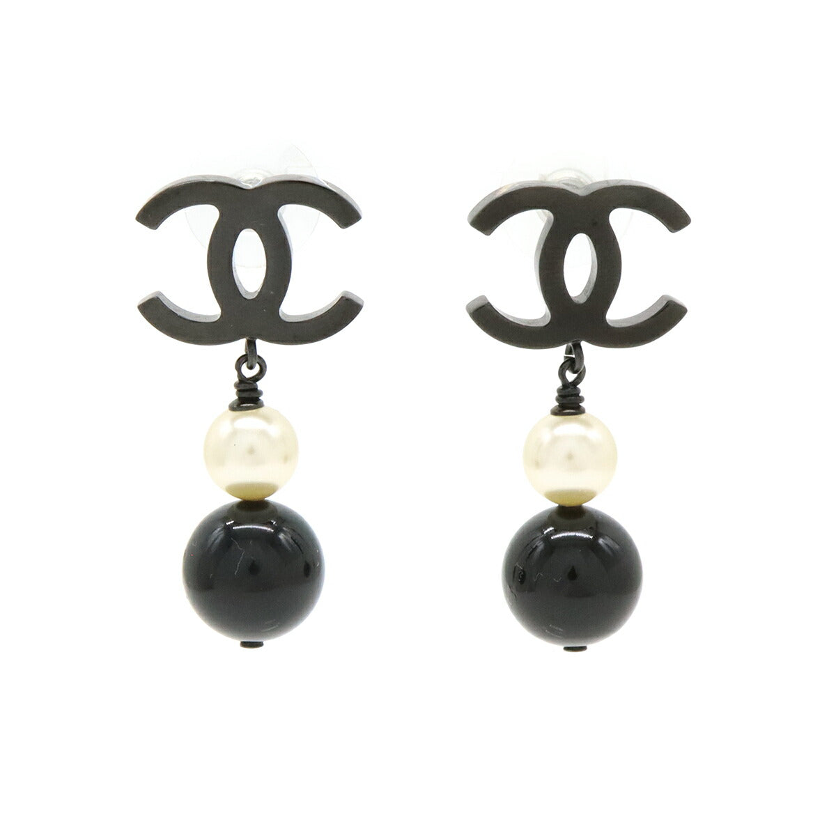 Chanel Coco Mark Pearl Earrings
