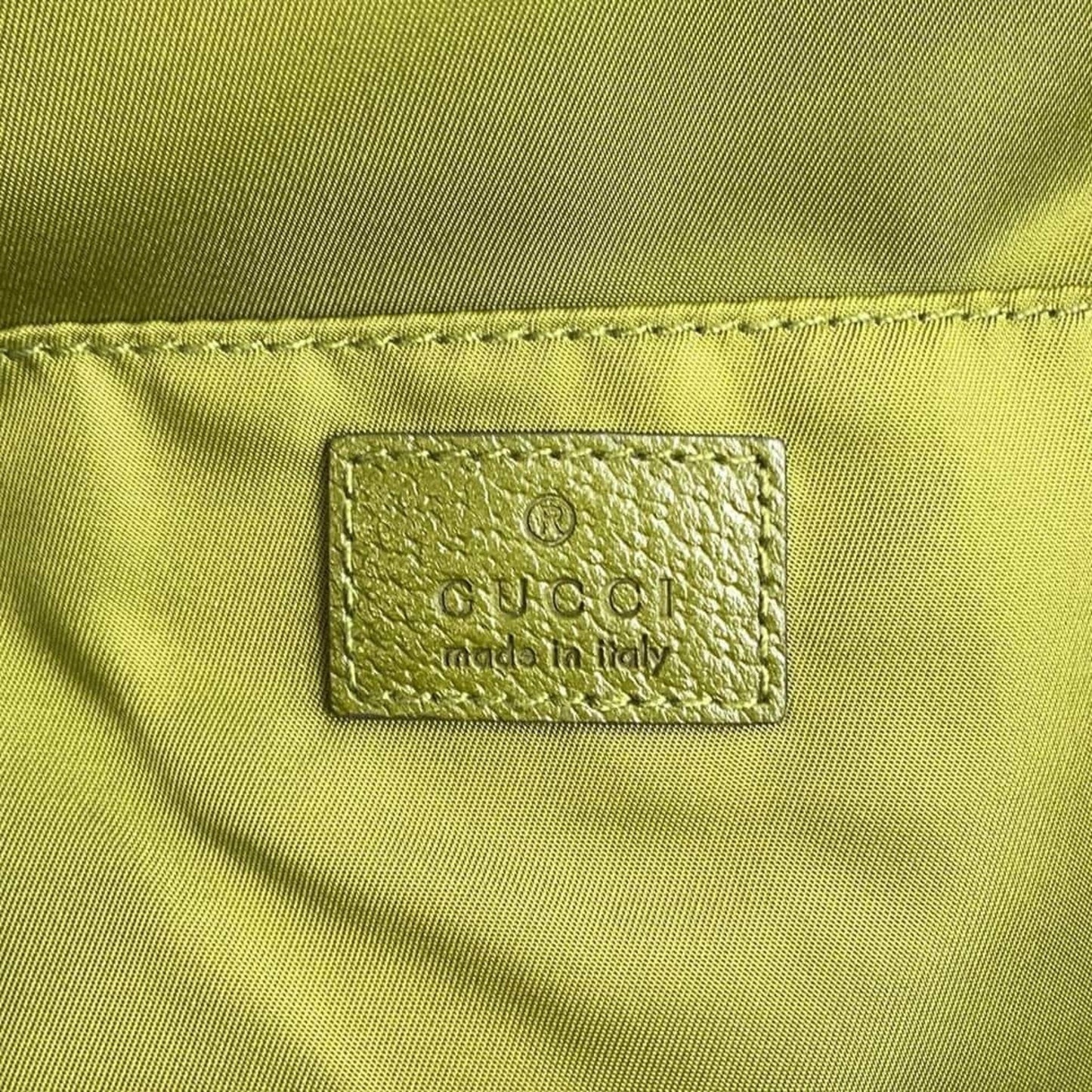 Gucci Off the grid