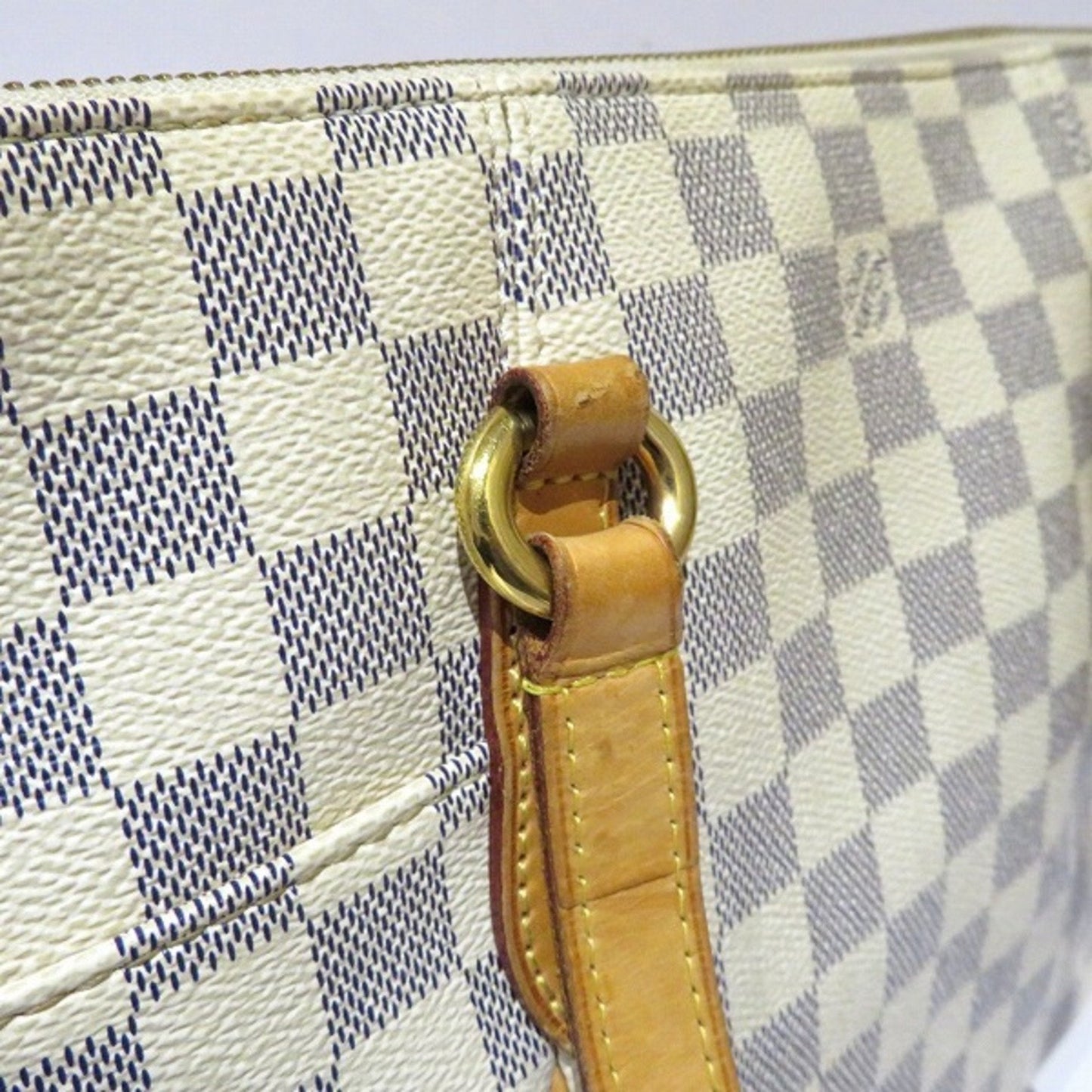 Louis Vuitton Totally