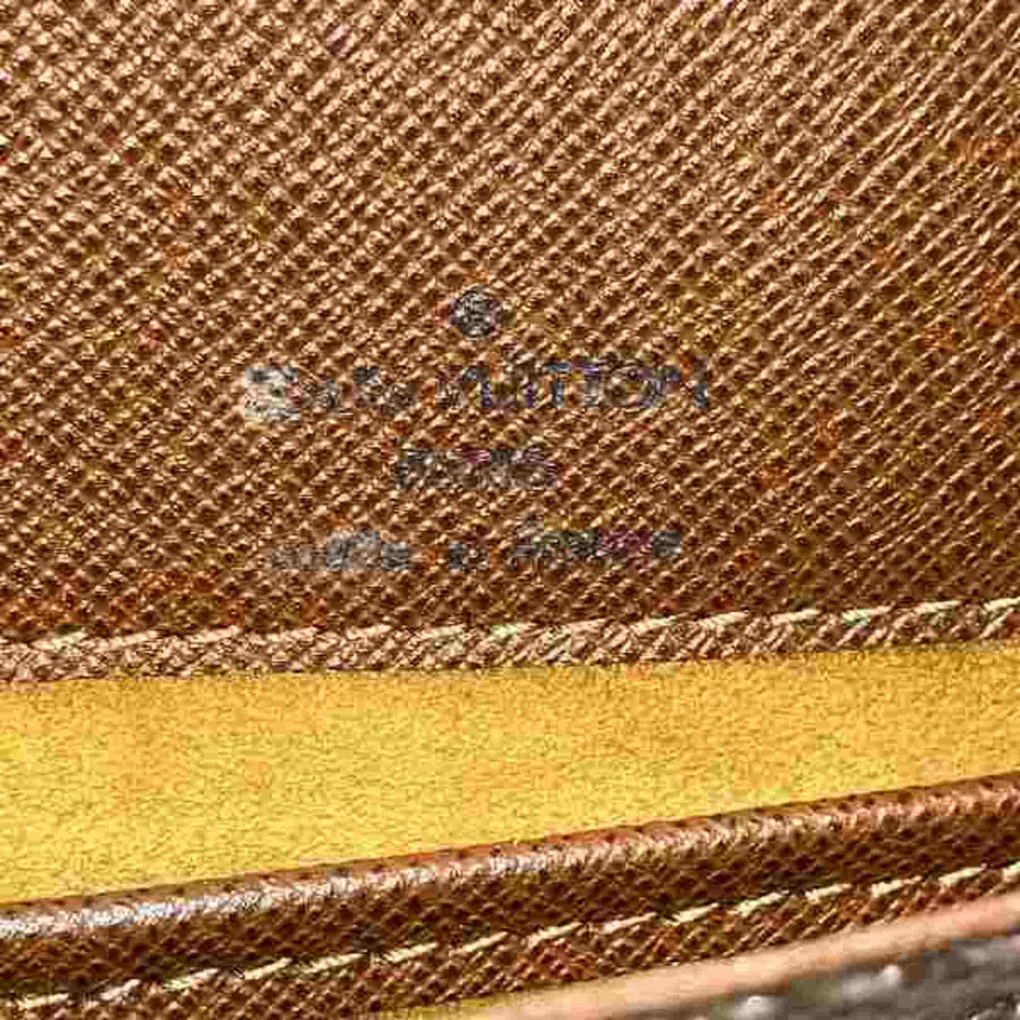 Louis Vuitton M tte Tango