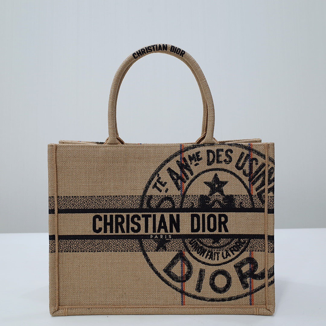 Top Quality MeTop Qualityum Book Tote Beige, For Women, Womens Handbags 14in/36cm CD M1296ZRUW_M918