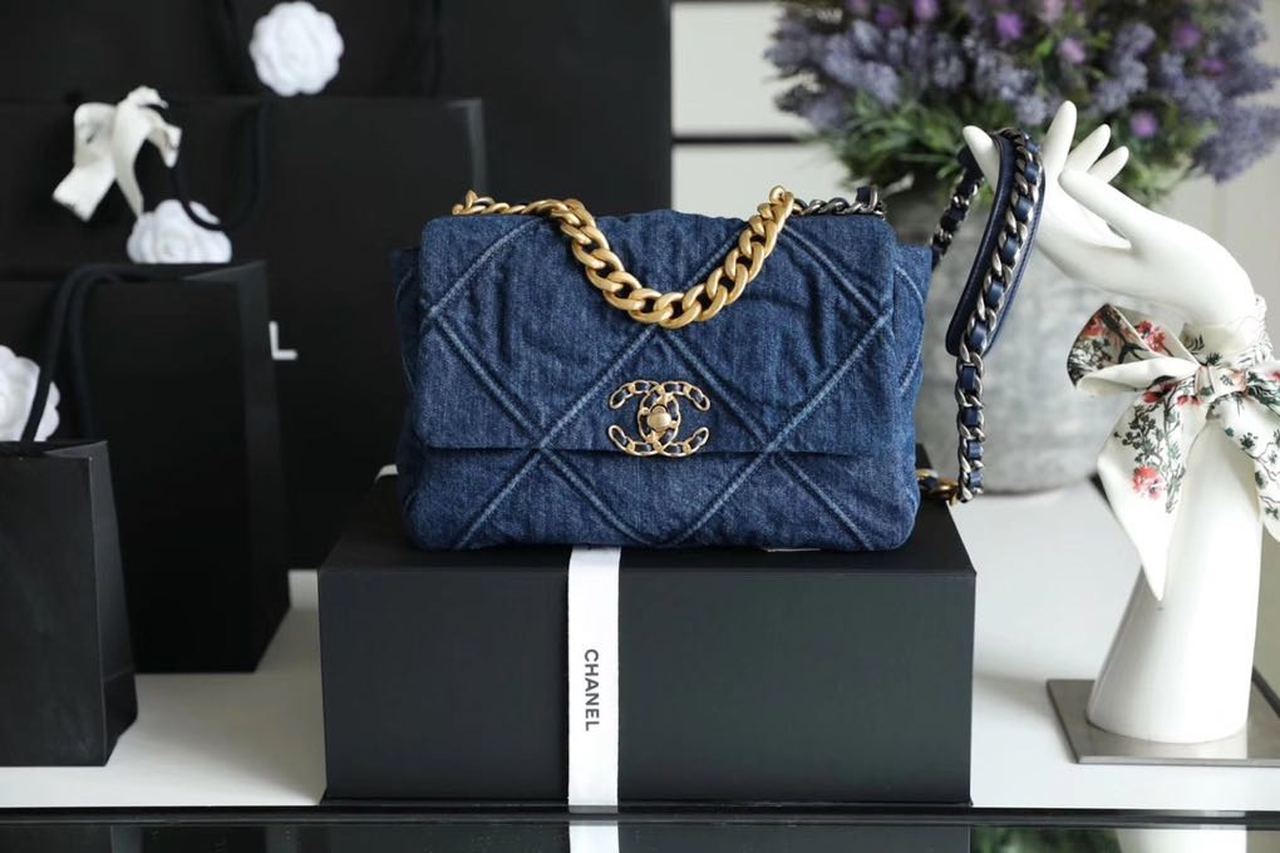 CHL 19 Handbag Denim Blue For Women Top Qualityap Bag, Shoulder And Crossbody Bags 10.1in/26cm AS1160 B02876 N6832