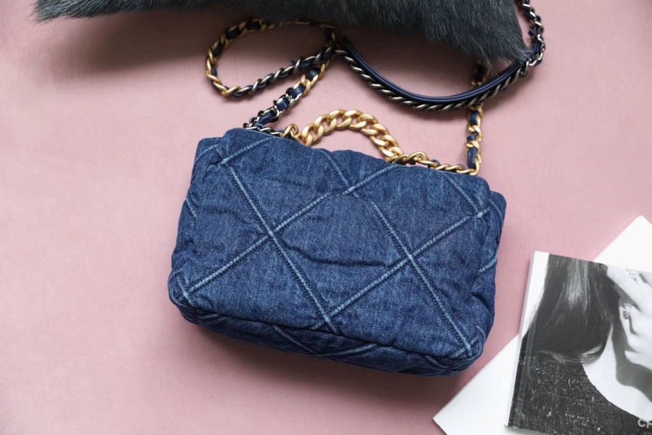 CHL 19 Handbag Denim Blue For Women Top Qualityap Bag, Shoulder And Crossbody Bags 10.1in/26cm AS1160 B02876 N6832