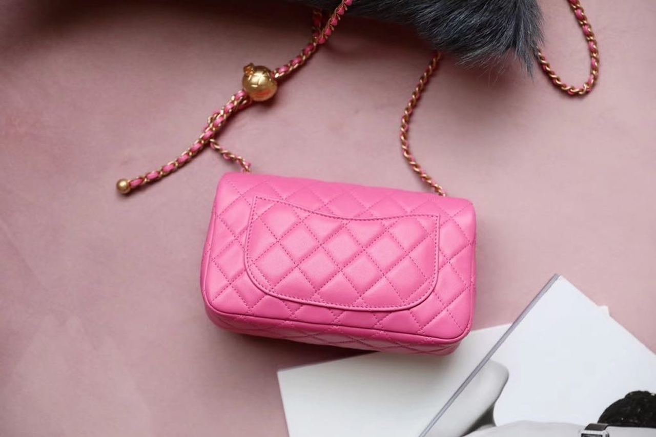 CHL Classic Top Qualityap With Charm Chain With CHL Ball On Strap Bag 20cm Gold Toned Hardware Lambskin Leather Spring/Summer Collection, Pink