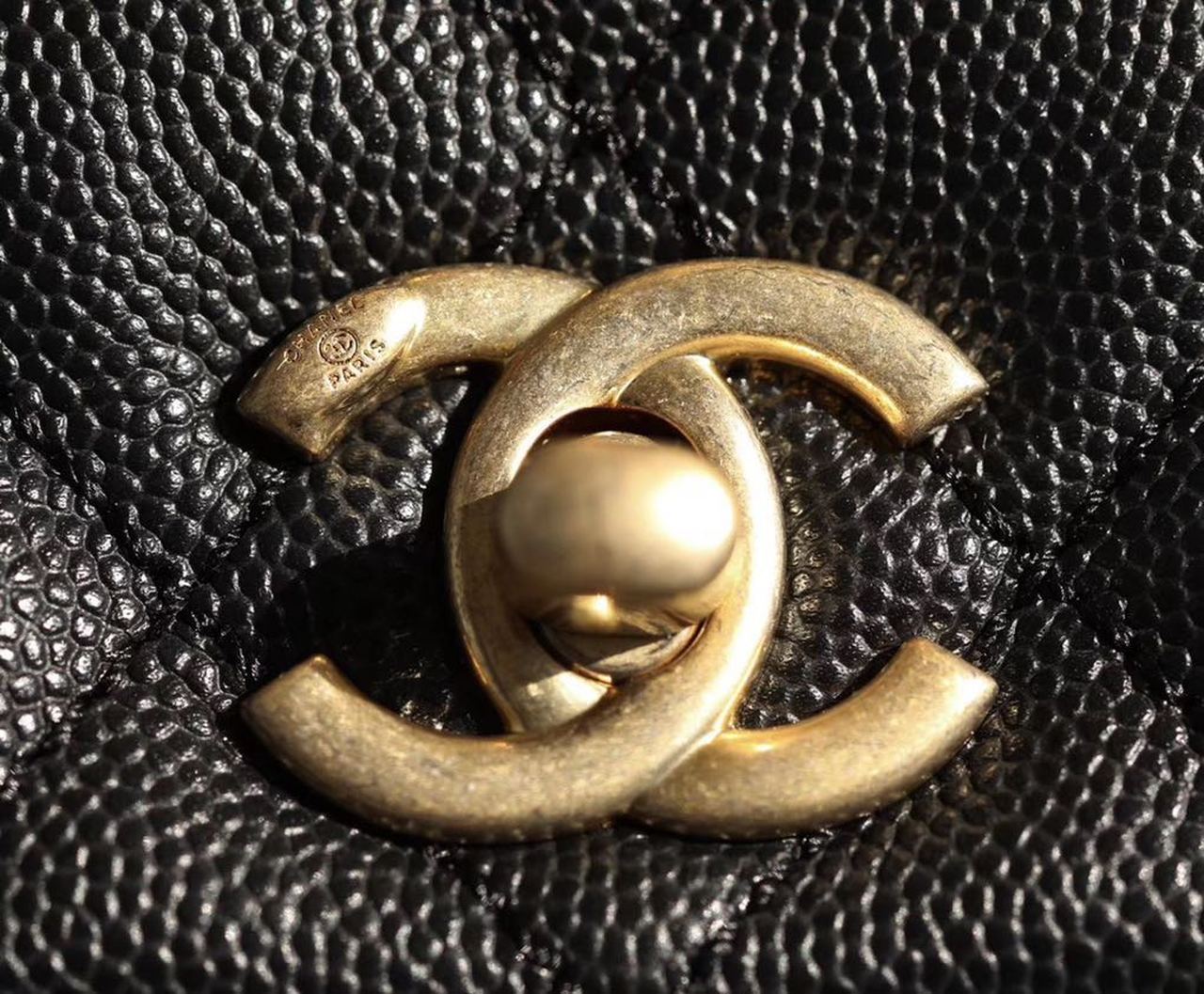 CHL Coco With Top Handle Bag Gold Toned Hardware Black For Women 9in/24cm