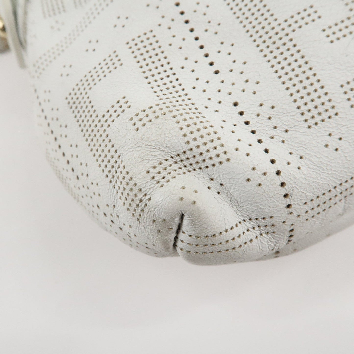 FENDI Zucca Leather Shoulder Bag Hand Bag White 8BR445  d