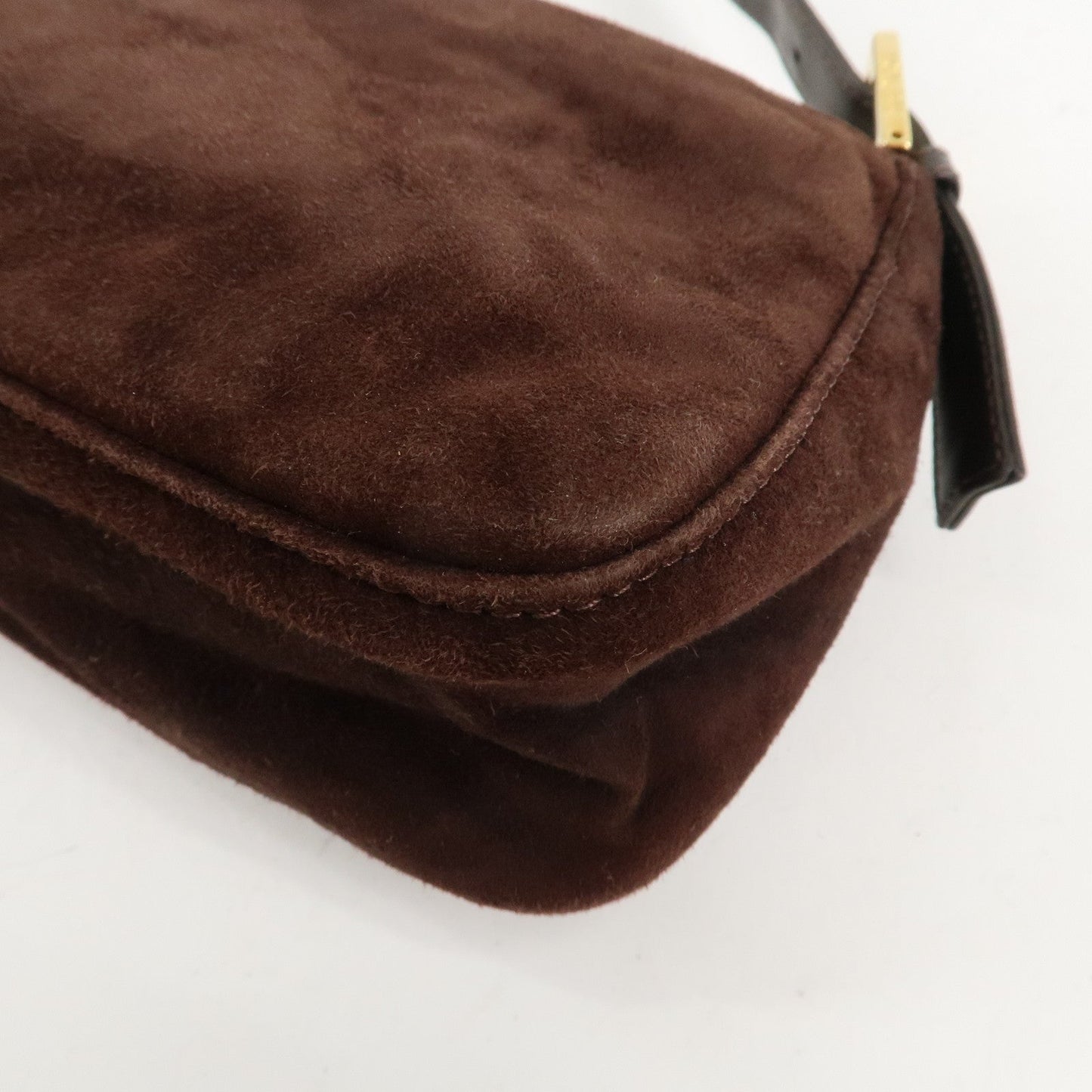 FENDI Suede Leather Shoulder Bag Dark Brown 26722  d