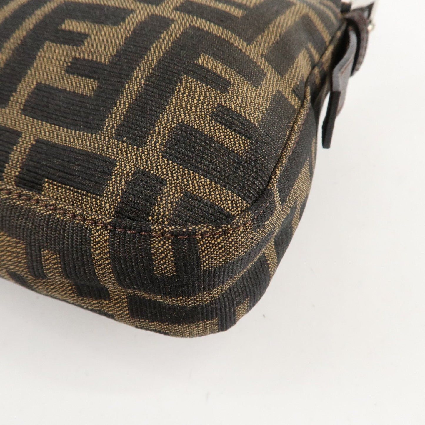 FENDI Mamma Baguette Zucca Canvas Shoulder Bag Brown 26424  d