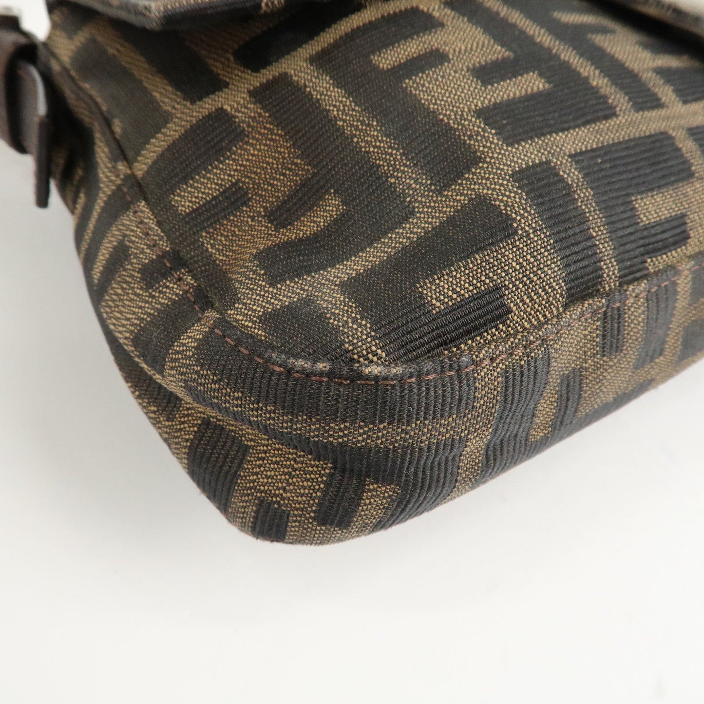 FENDI Mamma Baguette Zucca Canvas Leather Shoulder Bag Brown  d