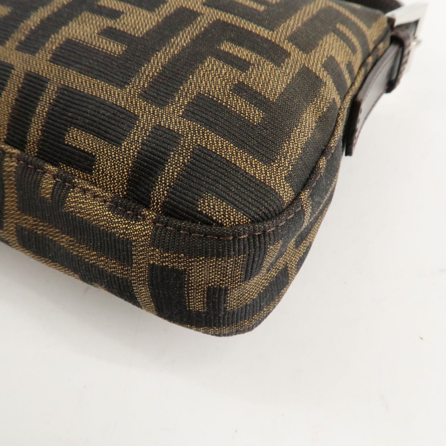 FENDI Mamma Baguette Zucca Canvas Leathr Shoulder Bag 214526424099  d