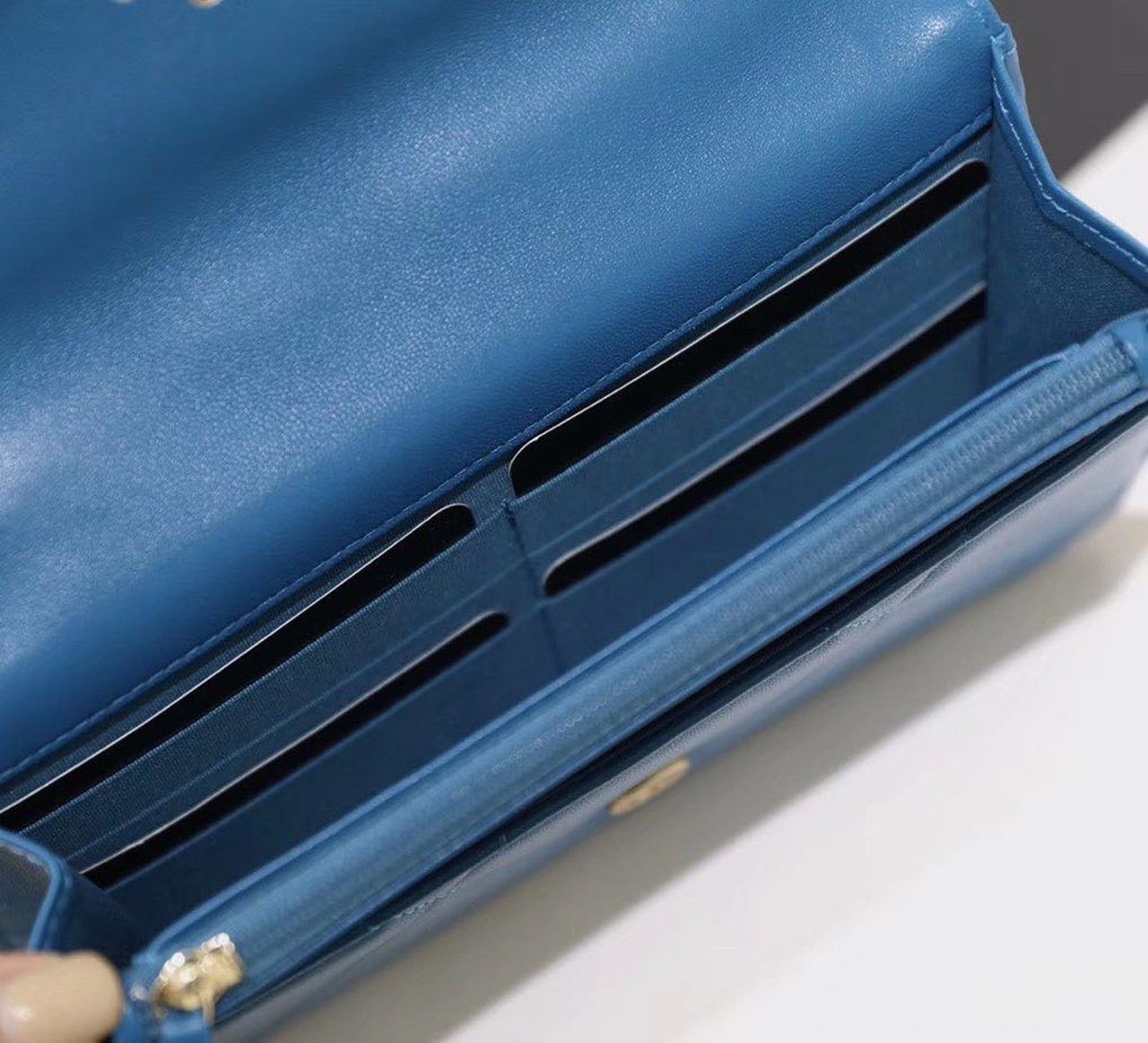 CHL 19 WOC Top Qualityap Bag 20cm Goatskin Leather Spring/Summer Act 1 Collection, Blue