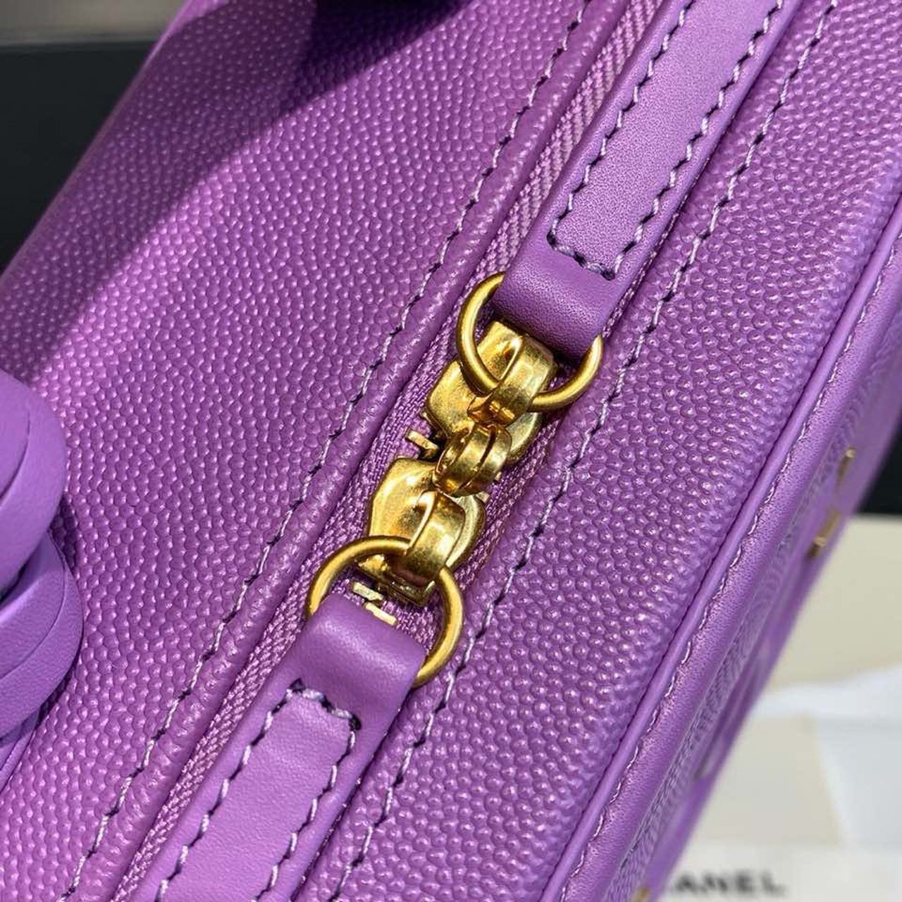 CHL Top QualityTop Qualityligree Vanity Case Bag 20cm Gold Toned Hardware Caviar Leather Spring/Summer Act 1 Collection, Purple