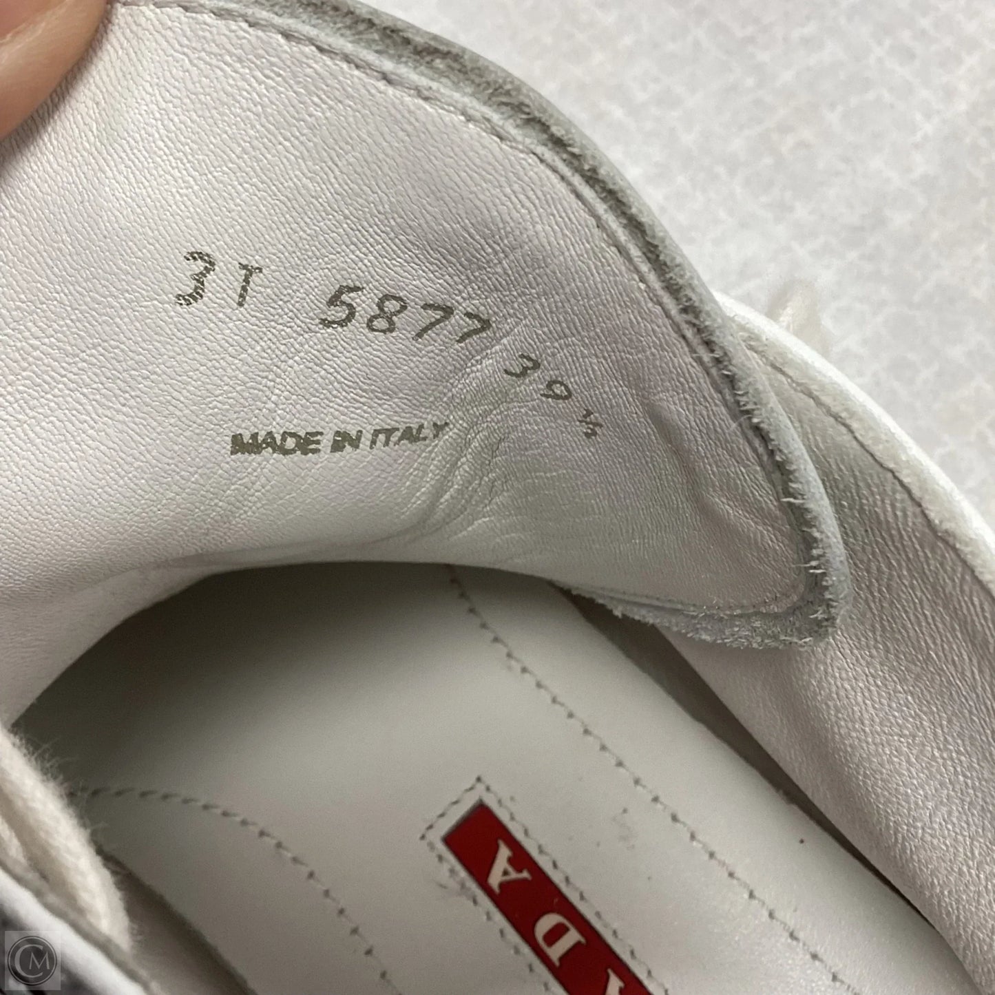 Shoes Luxury Designer By Prada In White, Size: 9.5