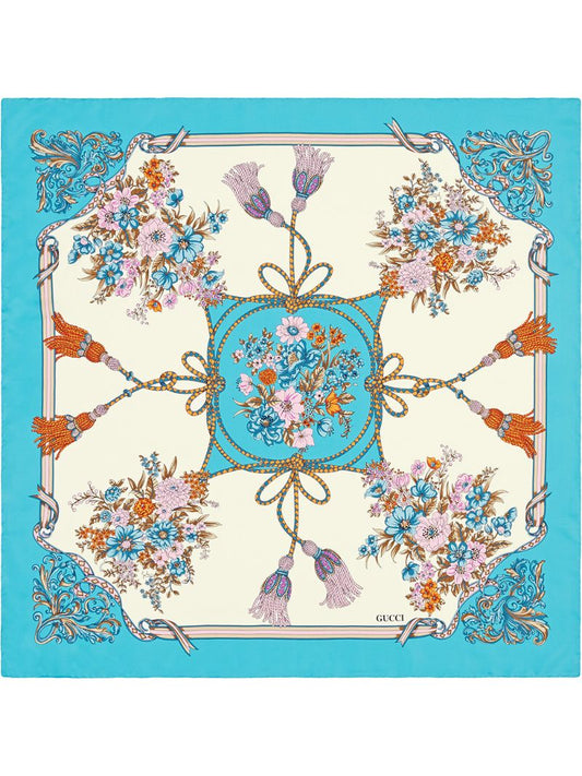 Gucci - Silk carré with flowers and tassels print - women - Silk - One Size - Neutrals
