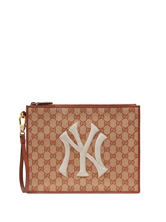 Gucci - Original GG pouch with NY Yankees™ patch - unisex - Cotton/Linen/Flax/Polyester/Canvas - One Size - NEUTRALS