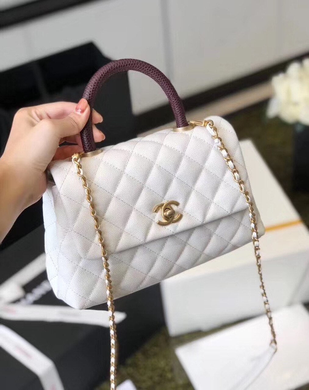 CHL Coco Handle Quilted Lizard Handle Bag 24cm Caviar Leather Gold Hardware Spring/Summer Act 1 Collection, White