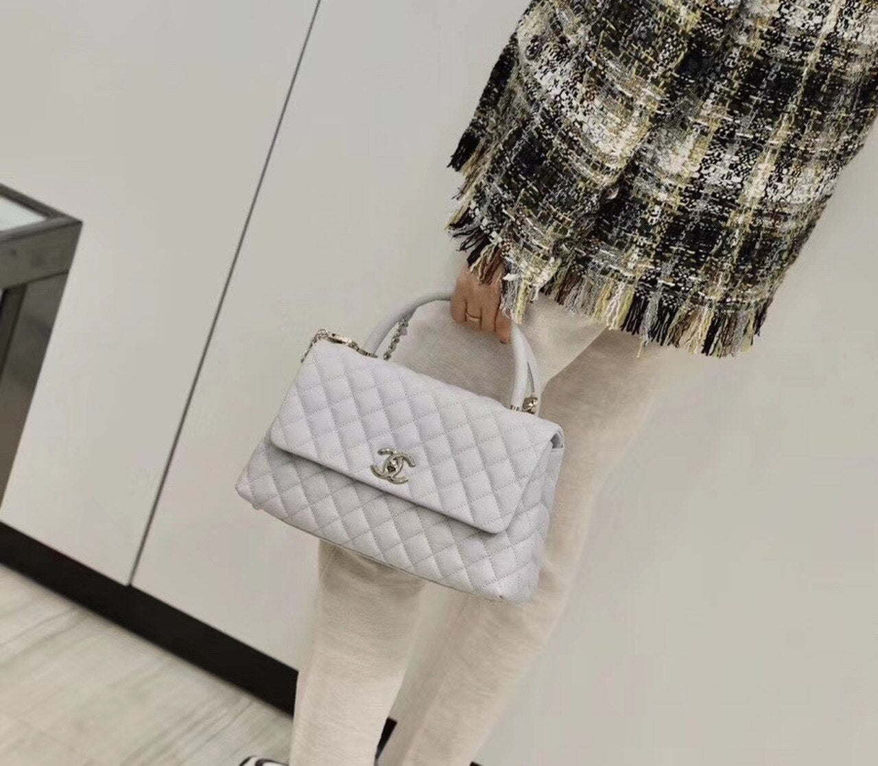 CHL Coco With Top Handle Bag Gold Toned Hardware White For Women 11in/29cm