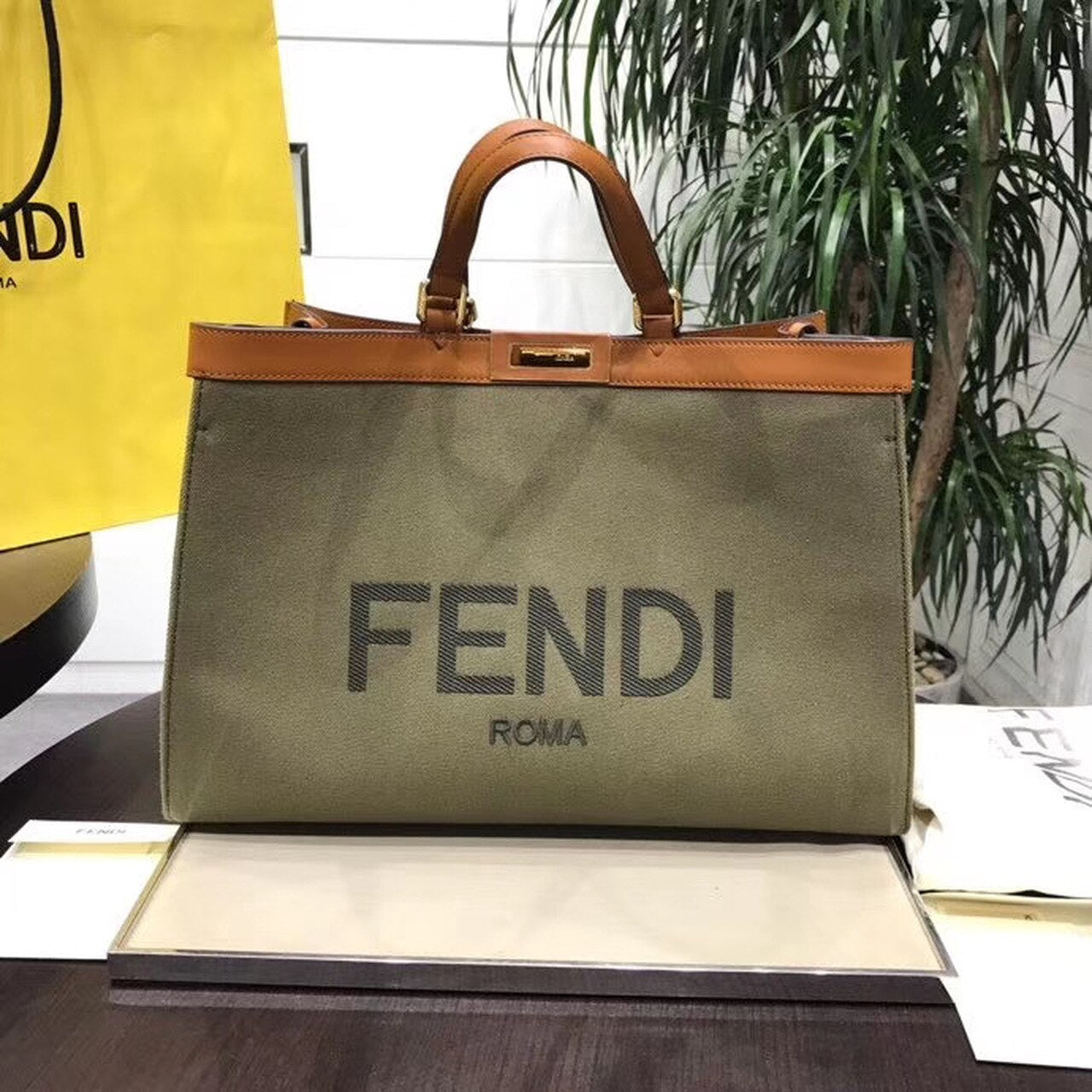 Top QualityTop Quality Peekaboo X-Tote Canvas Bag Khaki For Women, Women’s Handbags, Shoulder Bags 16.1in/41cm FF 8BH374