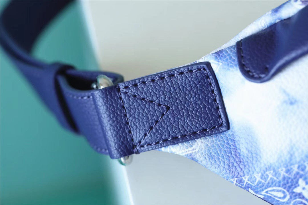 Top Quality Top Qualityscovery Bumbag PM Monogram Blue For Men, Bags, Shoulder And Crossbody Bags 17.3in/44cm Top Quality M20587