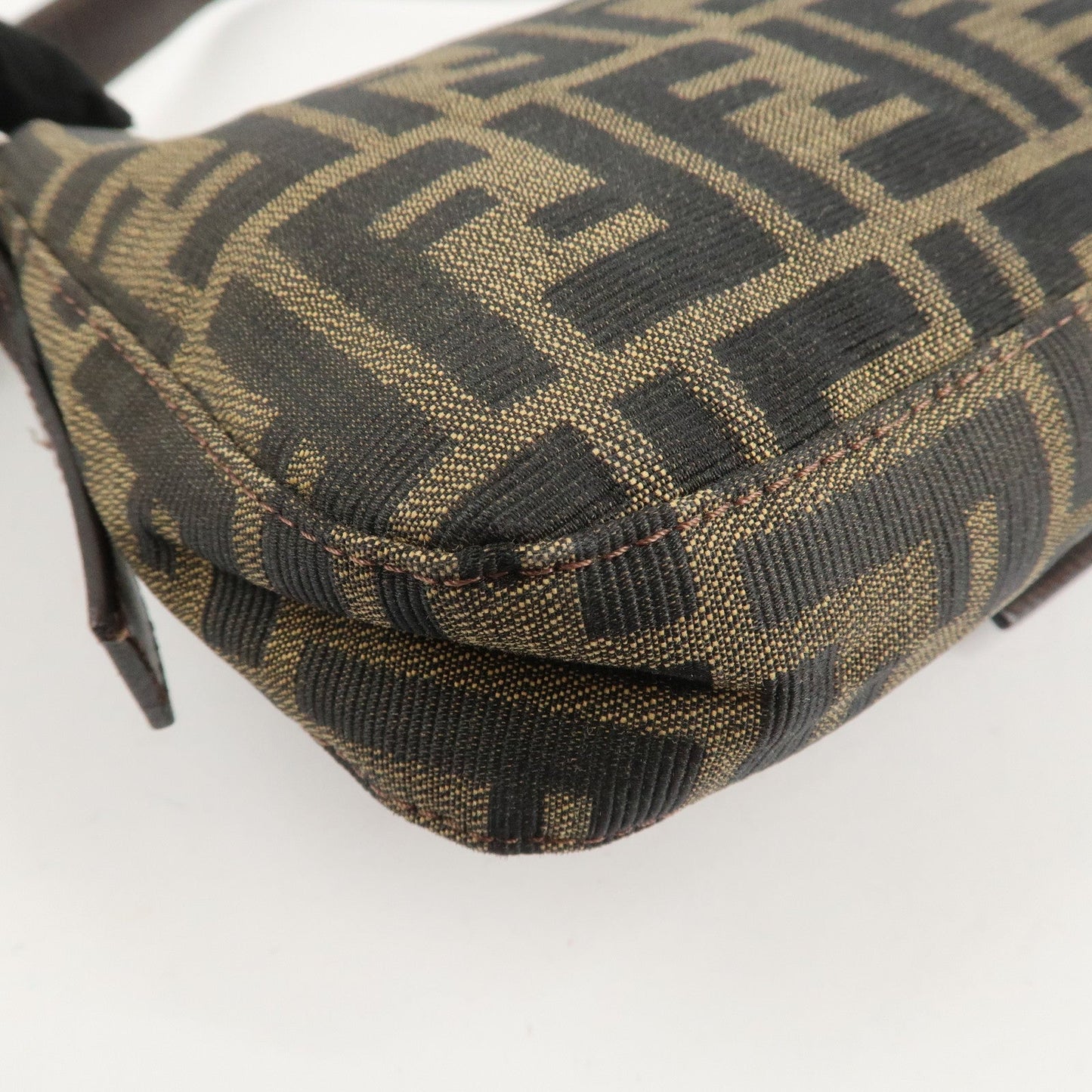 FENDI Mamma Bagguette Zucca Canvas Leather Shoulder Bag 26424  d