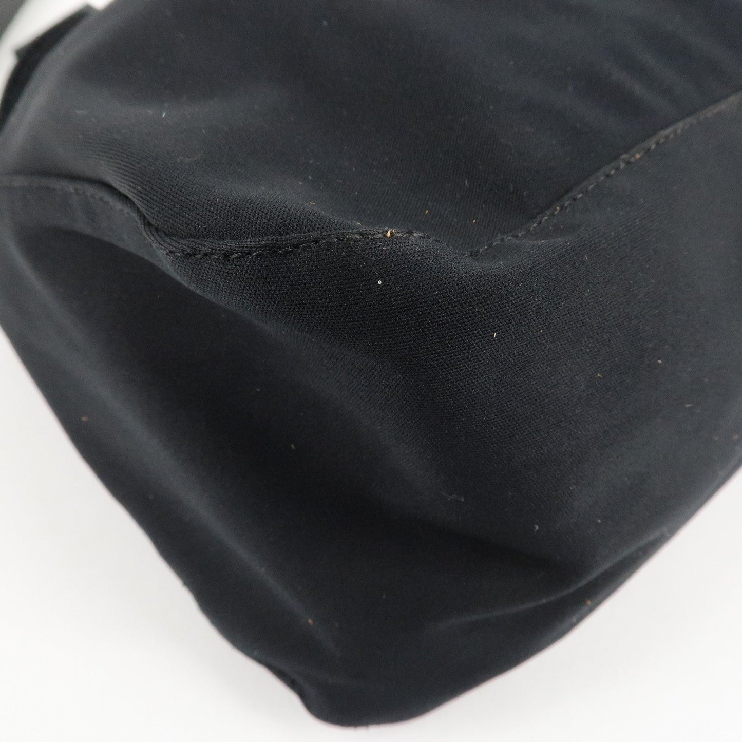FENDI Mamma Baguette Nylon Jersey Leather Shoulder Bag Black  d