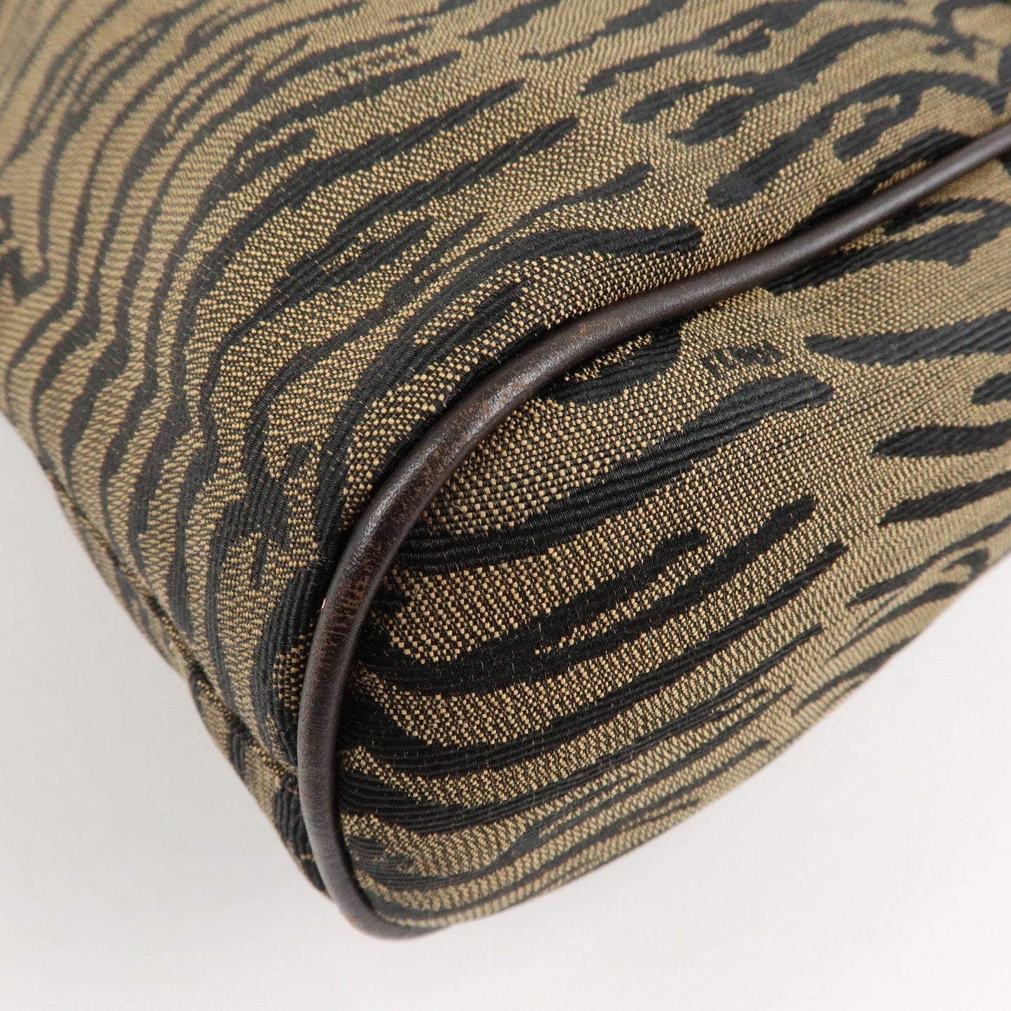 FENDI Zucca Canvas Leather Tote Bag Hand Bag 8BR284 Brown Black  d