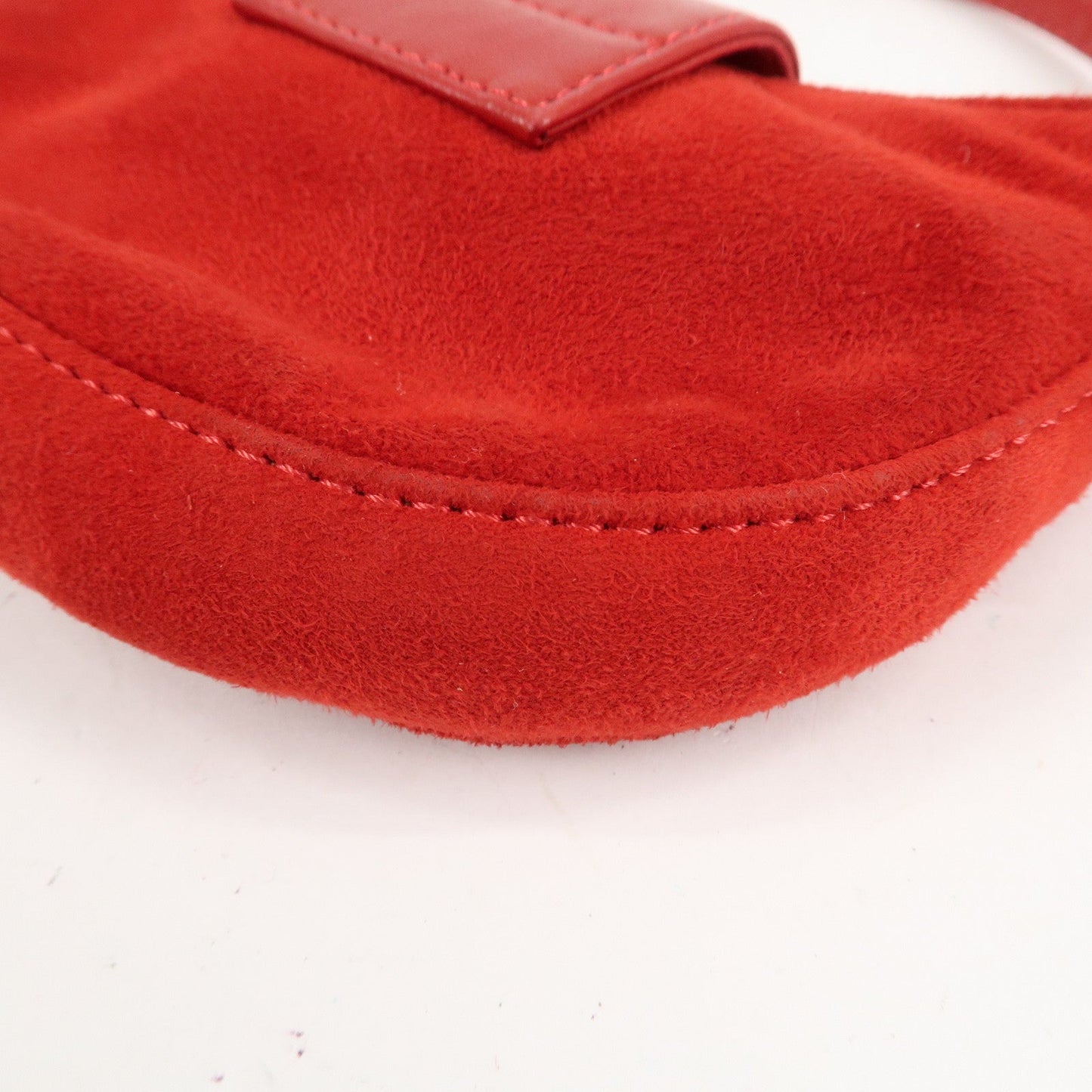 FENDI Suede Leather Mini Croissant Hand Bag Red 26673  d