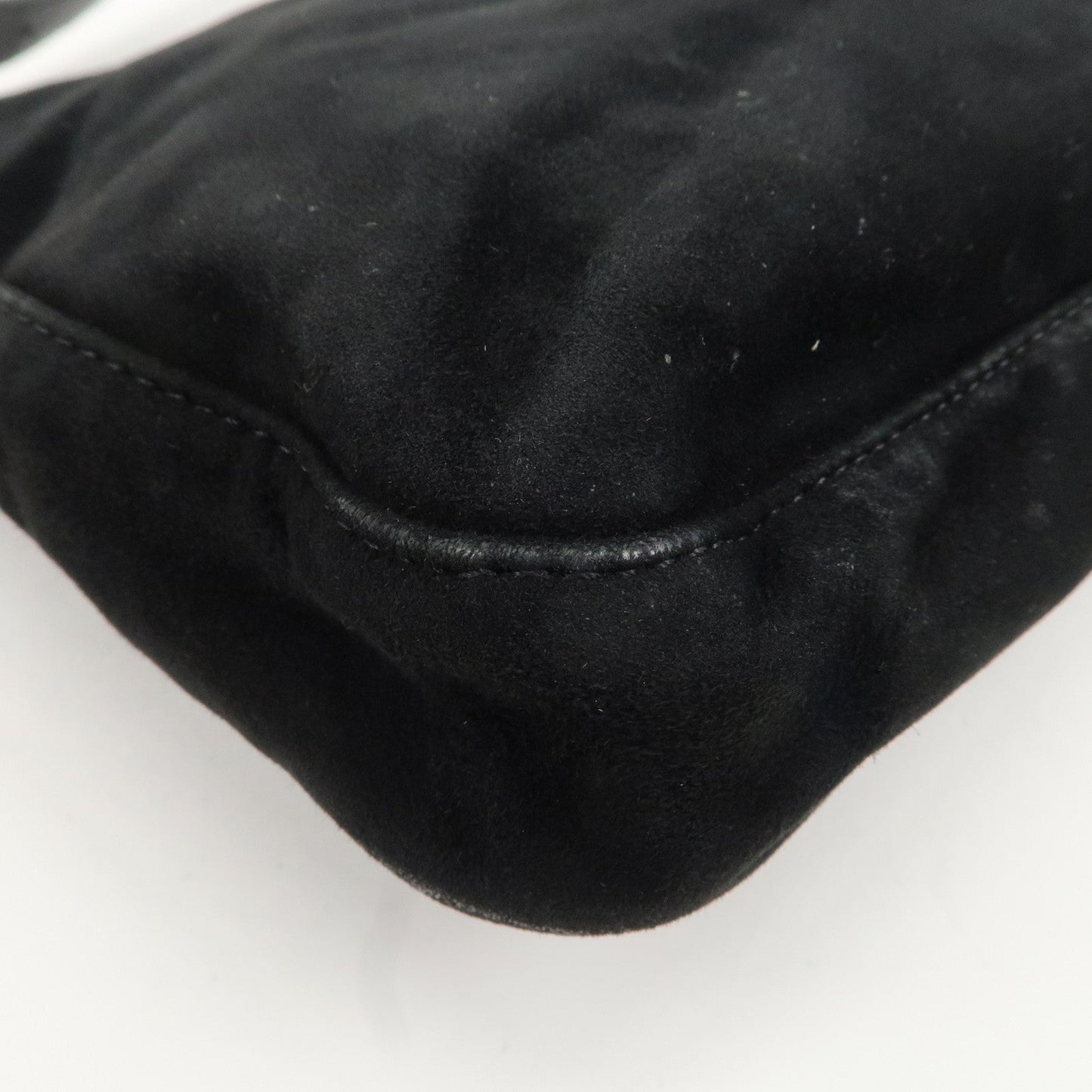FENDI Suede Leather Shoulder Bag Black 26569  d