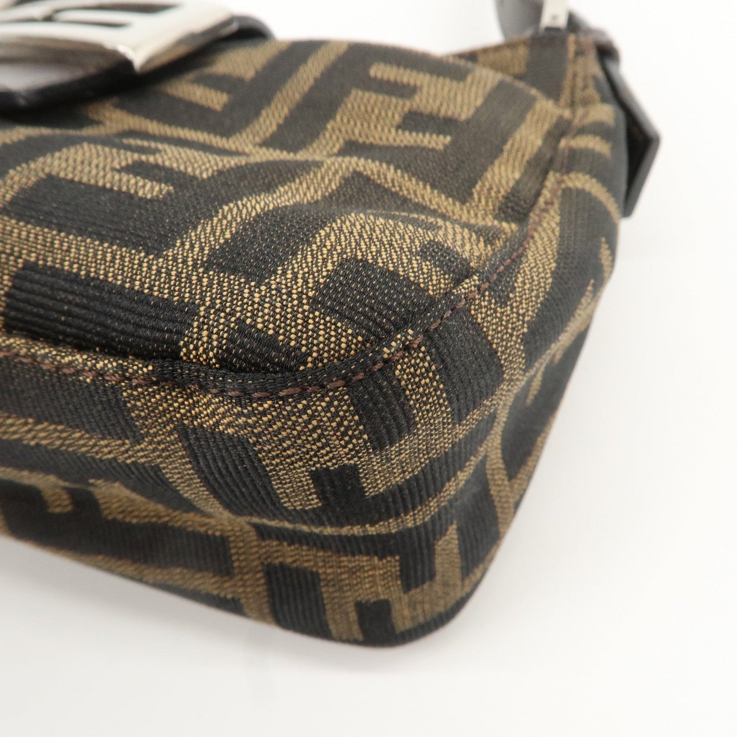FENDI Zucca Canvas Leather Hand Bag Brown Black  d