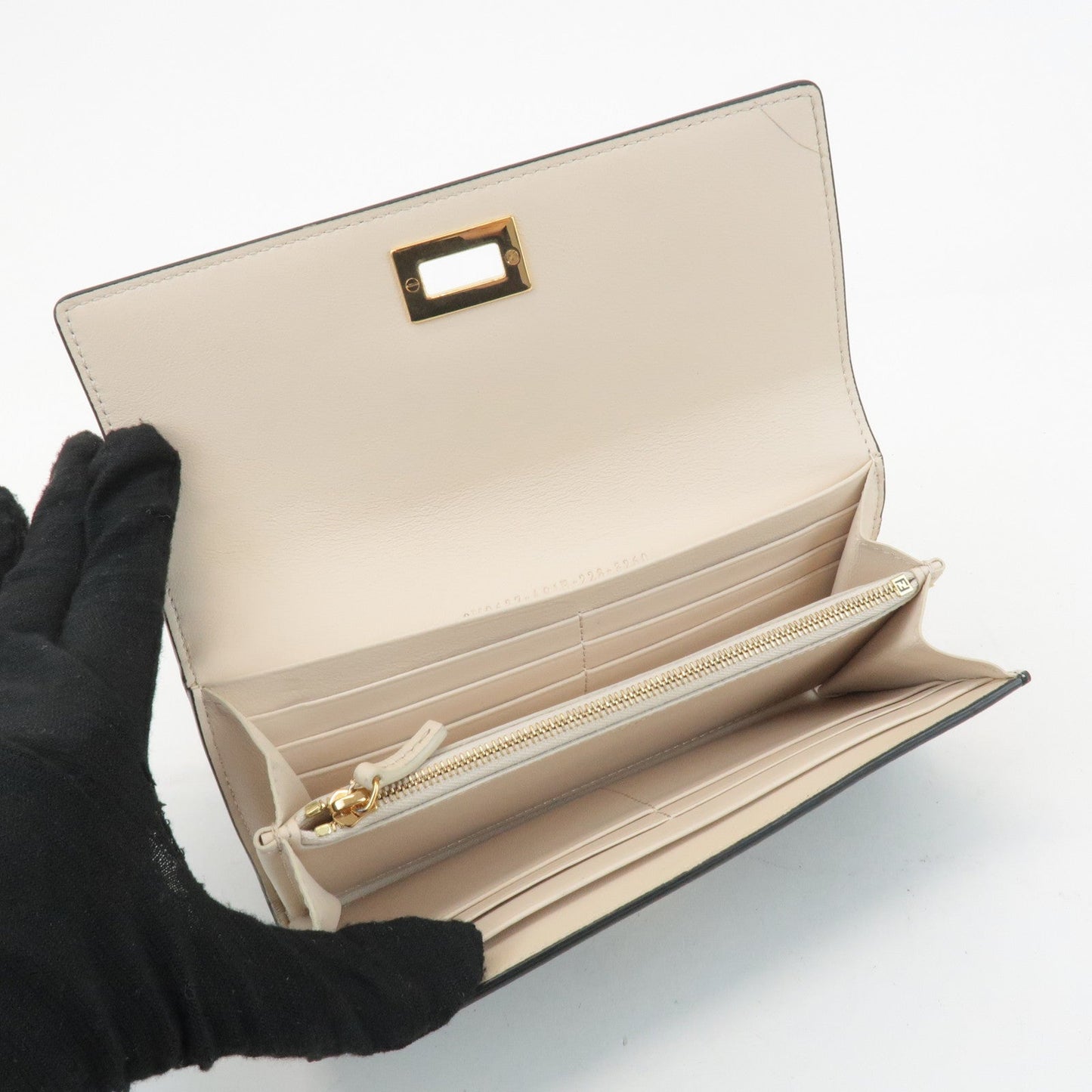 FENDI Leather Peekaboo Bi-fold Long Wallet Black 8M0427  d