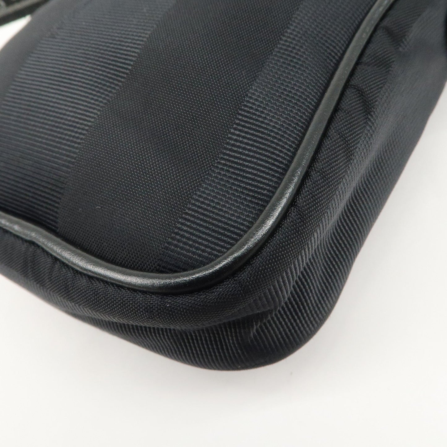 FENDI Pequin Nylon Leather Shoulder Bag Black 7VA456  d