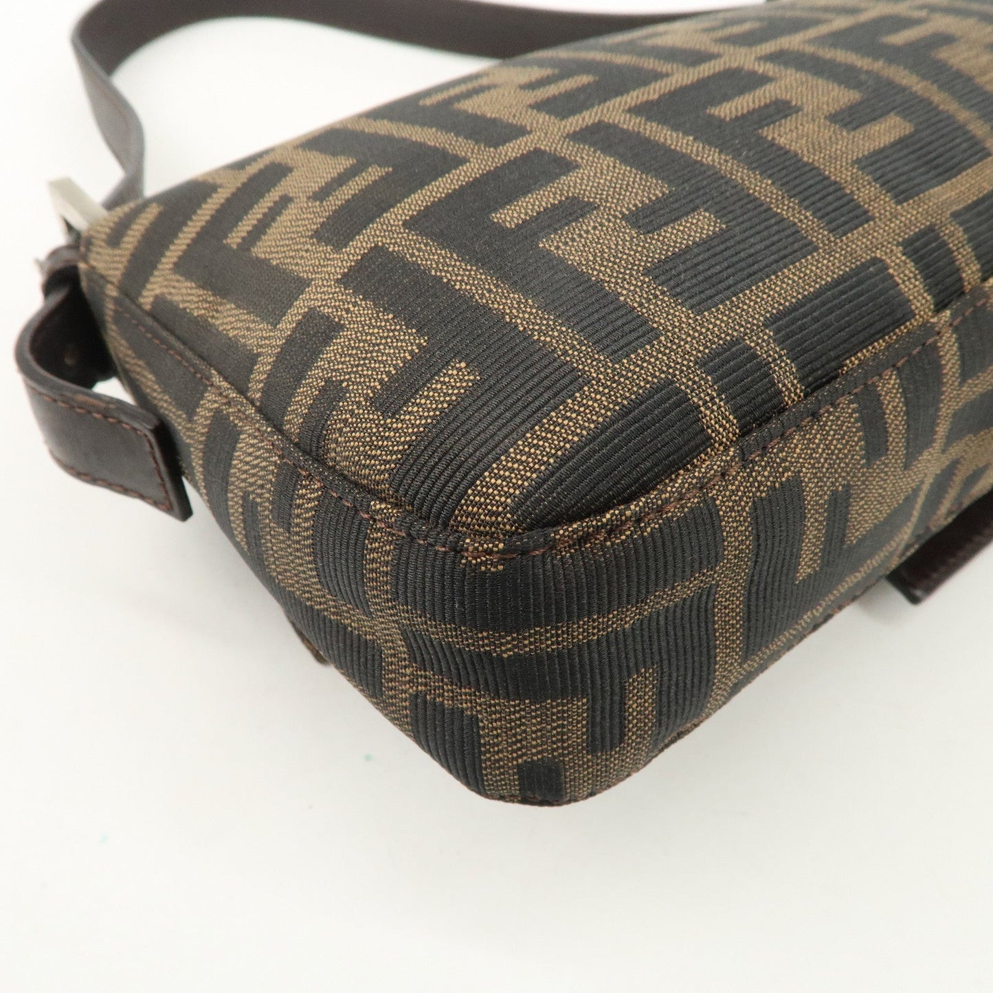 FENDI Zucca Mamma Baguette Canvas Shoulder Bag Brown Black 26424  d