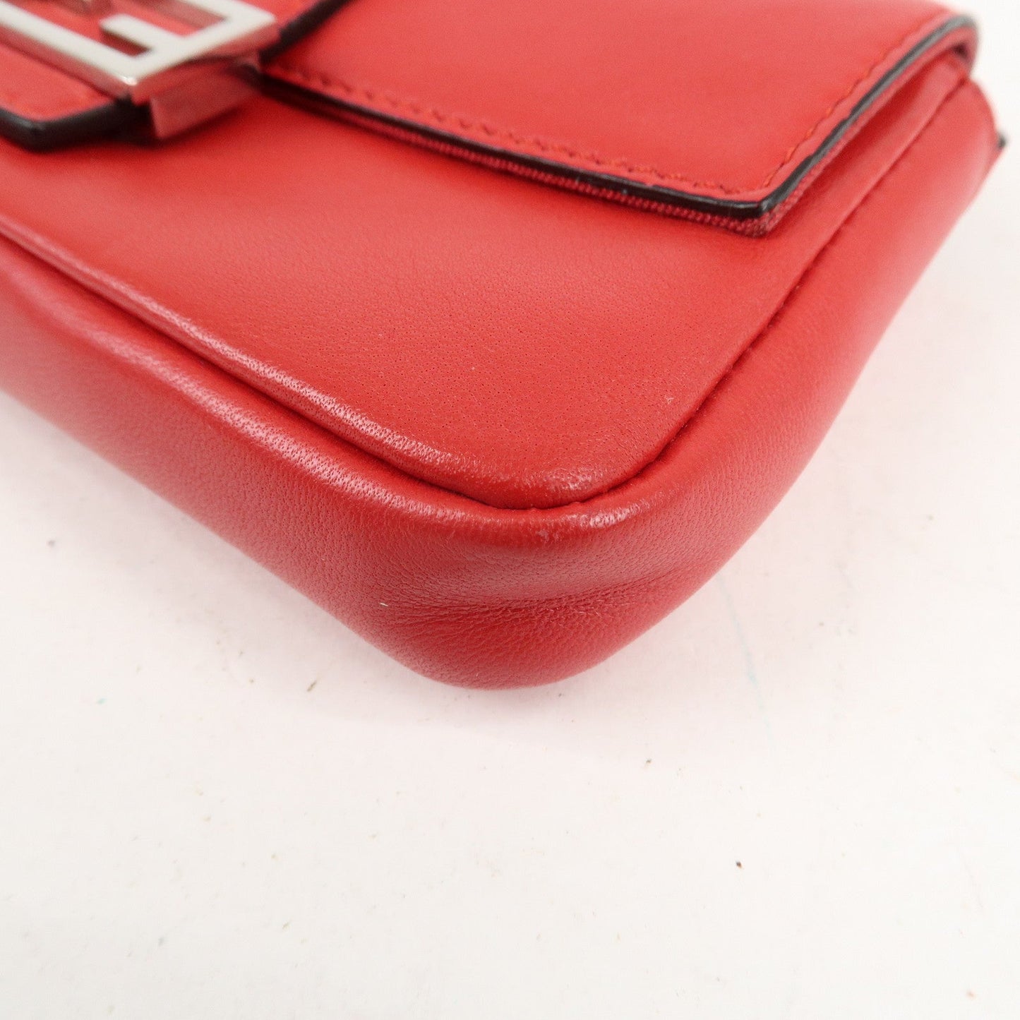 FENDI Micro Baguette Leather Shoulder Bag Red 8M0354  d