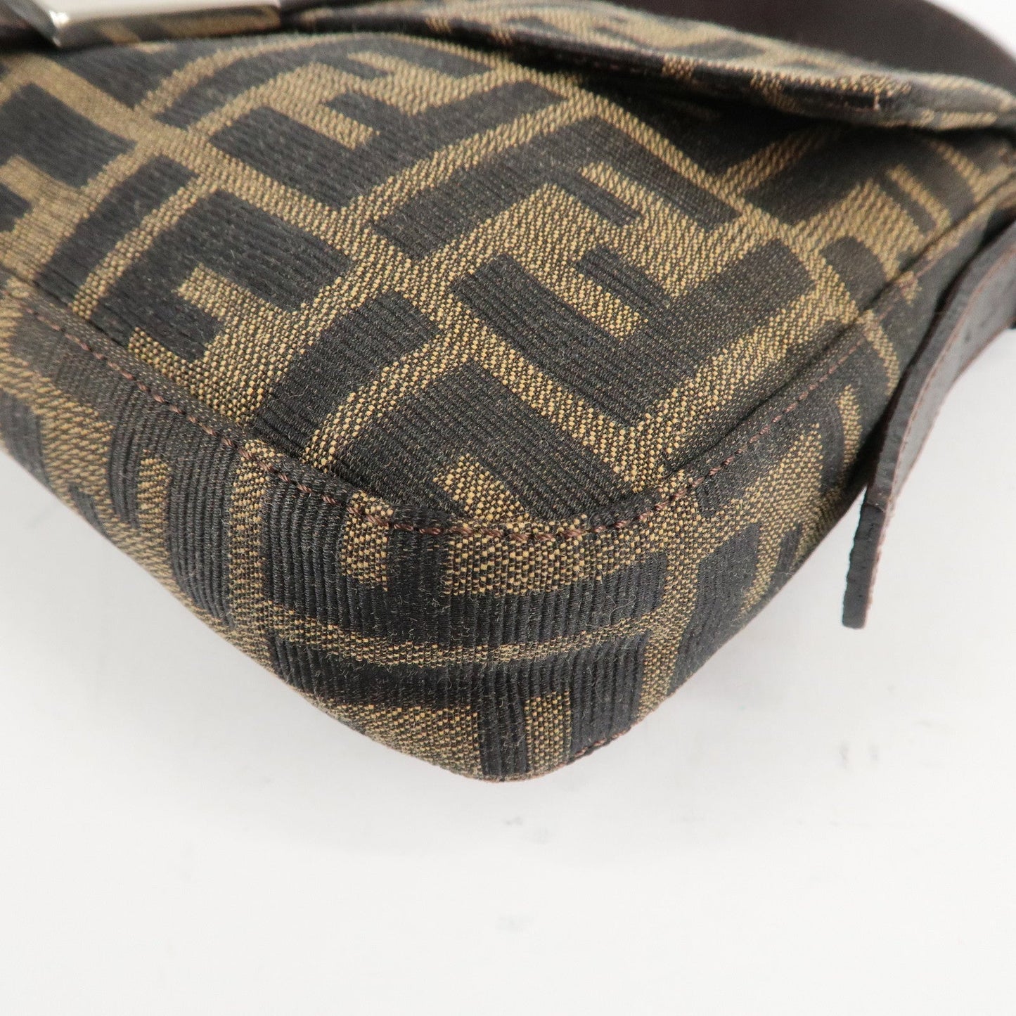 FENDI Mamma Baguette Zucca Canvas Shoulder Bag Brown Black 26424  d