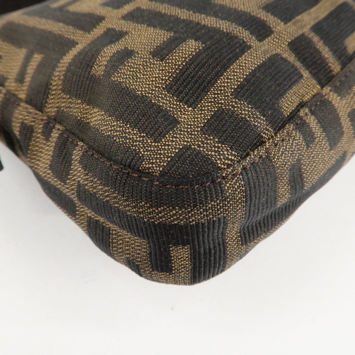 FENDI Zucca Mamma Baguette Canvas Shoulder Bag Brown Black 26424  d