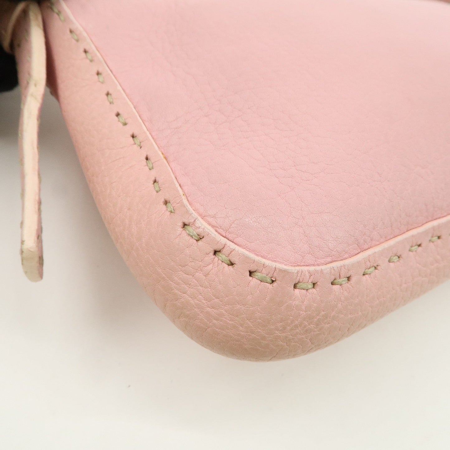 FENDI Selleria Mamma Baguette Leather Shoulder Bag Pink 8BR101  d