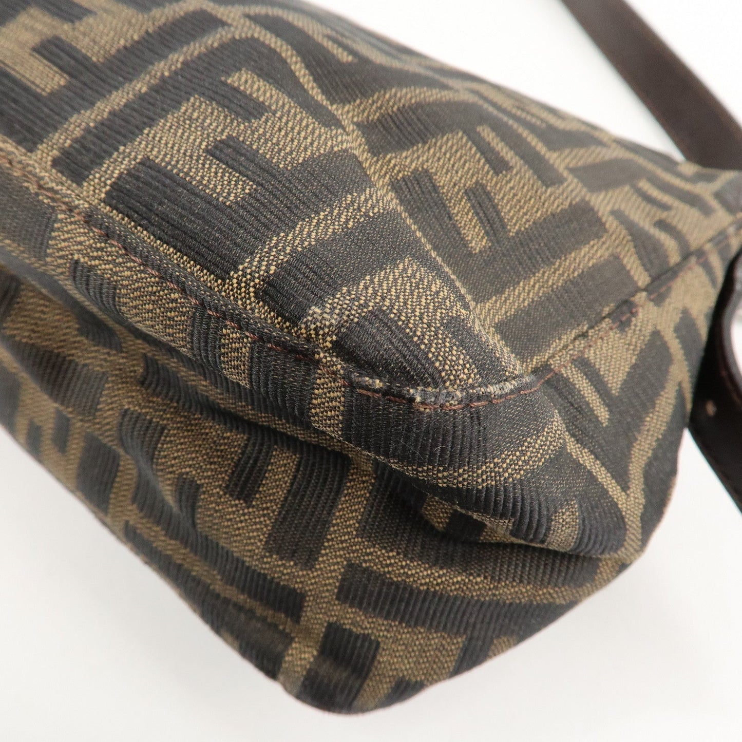 FENDI Zucca Canvas Leather Shoulder Bag Brown Black 26566  d