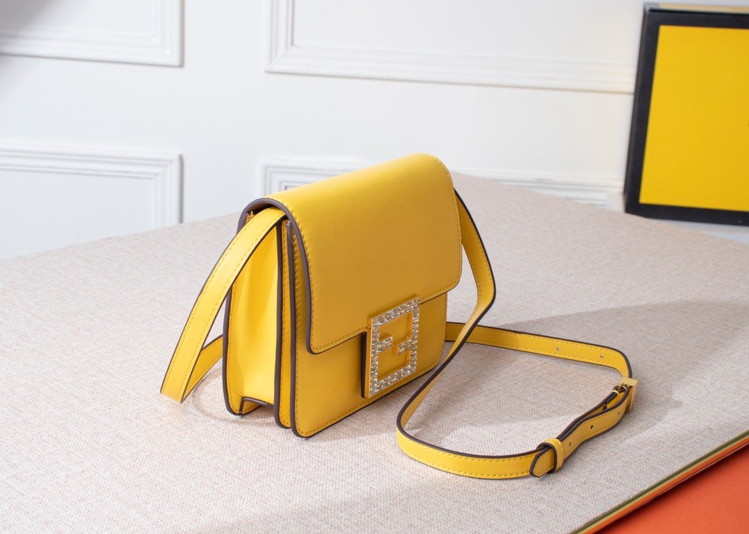 EN - New 1:1 rep  Bags FEI 076