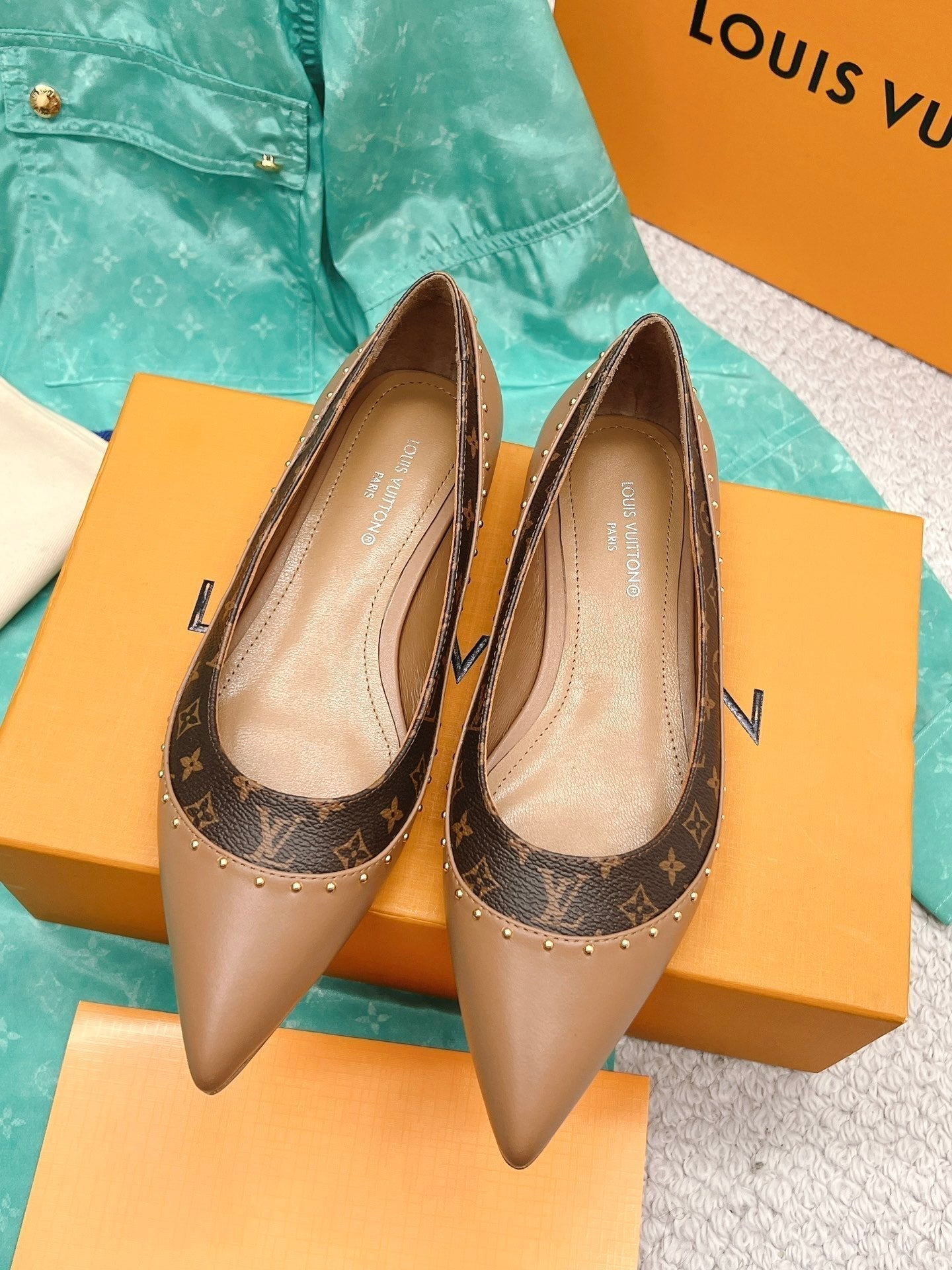 New 1:1 rep LUV High Heel Shoes 045