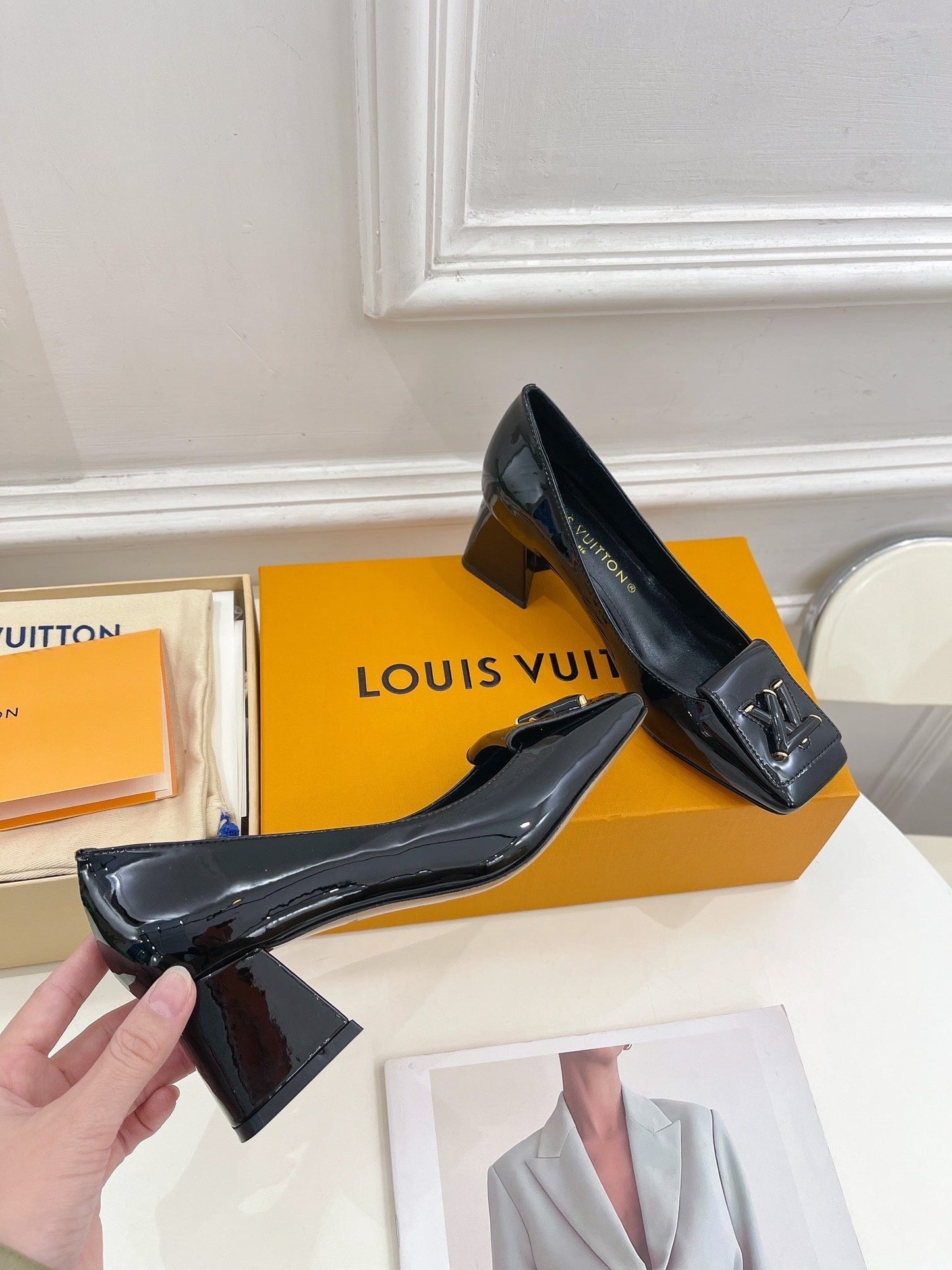 New 1:1 rep LUV High Heel Shoes 039