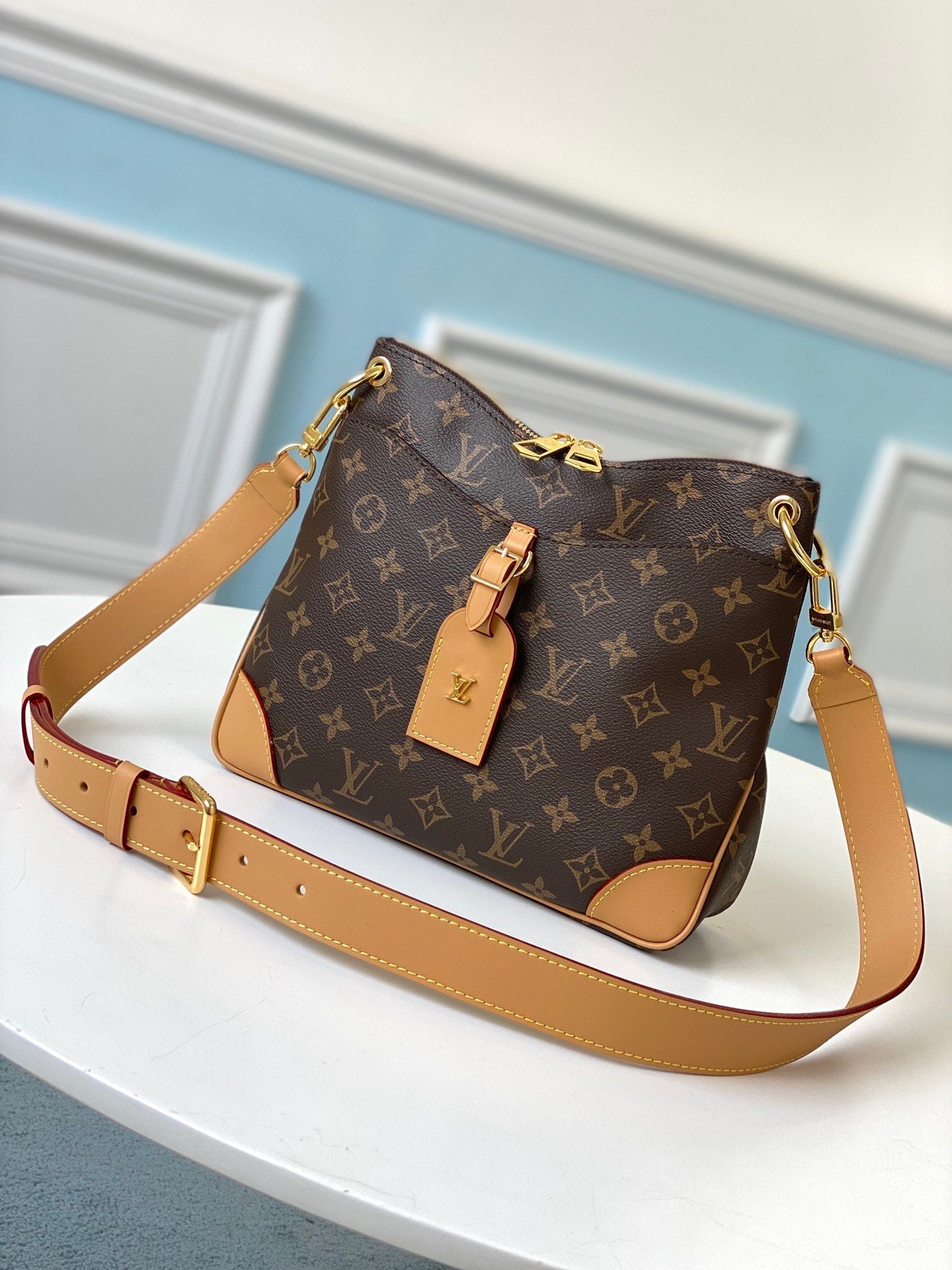 Top Quality Crossbody 31cm Brown